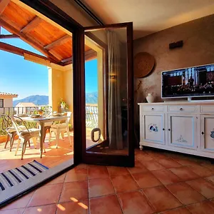 Casa vacanze Spazioso Con Terrazza A Due Passi Dal Centro, Villasimius