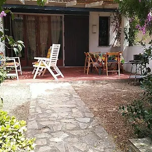 Casa vacanze I Mandorli 1 Villetta Con Giardino, Villasimius